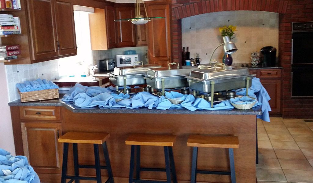 DropOff Catering Rainer's Gourmet Catering